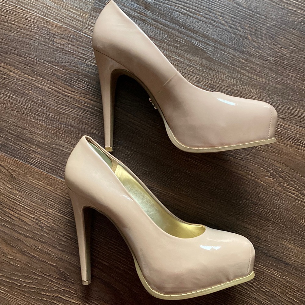 Beige stilettos